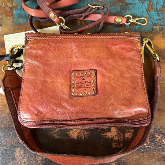 Campomaggi “Agneses shoulder/crossbody bag” in rich cognac leather. NWT! - Picture 3 of 7